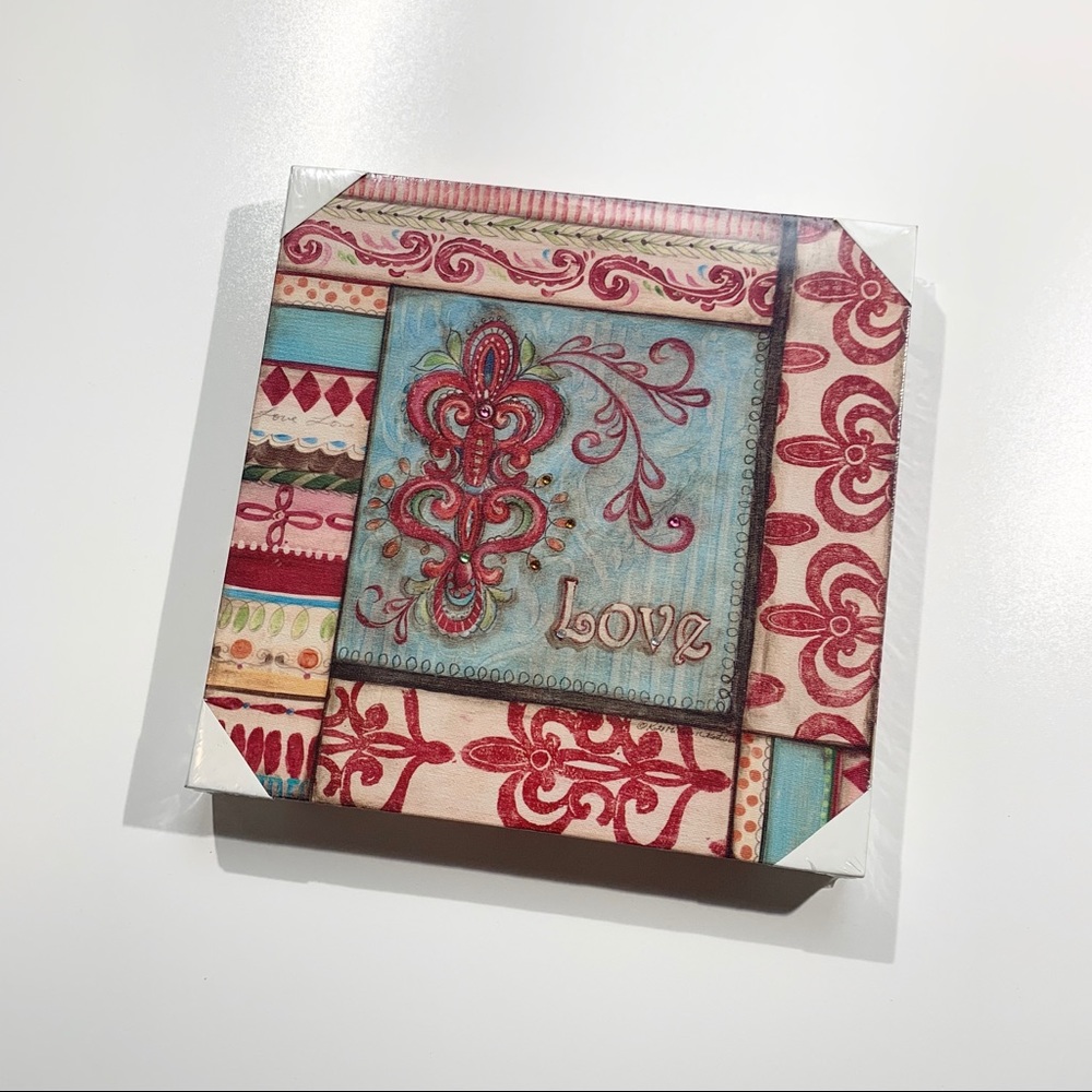NWT CREATIVE CO-OP LOVE CANVAS WALL ART